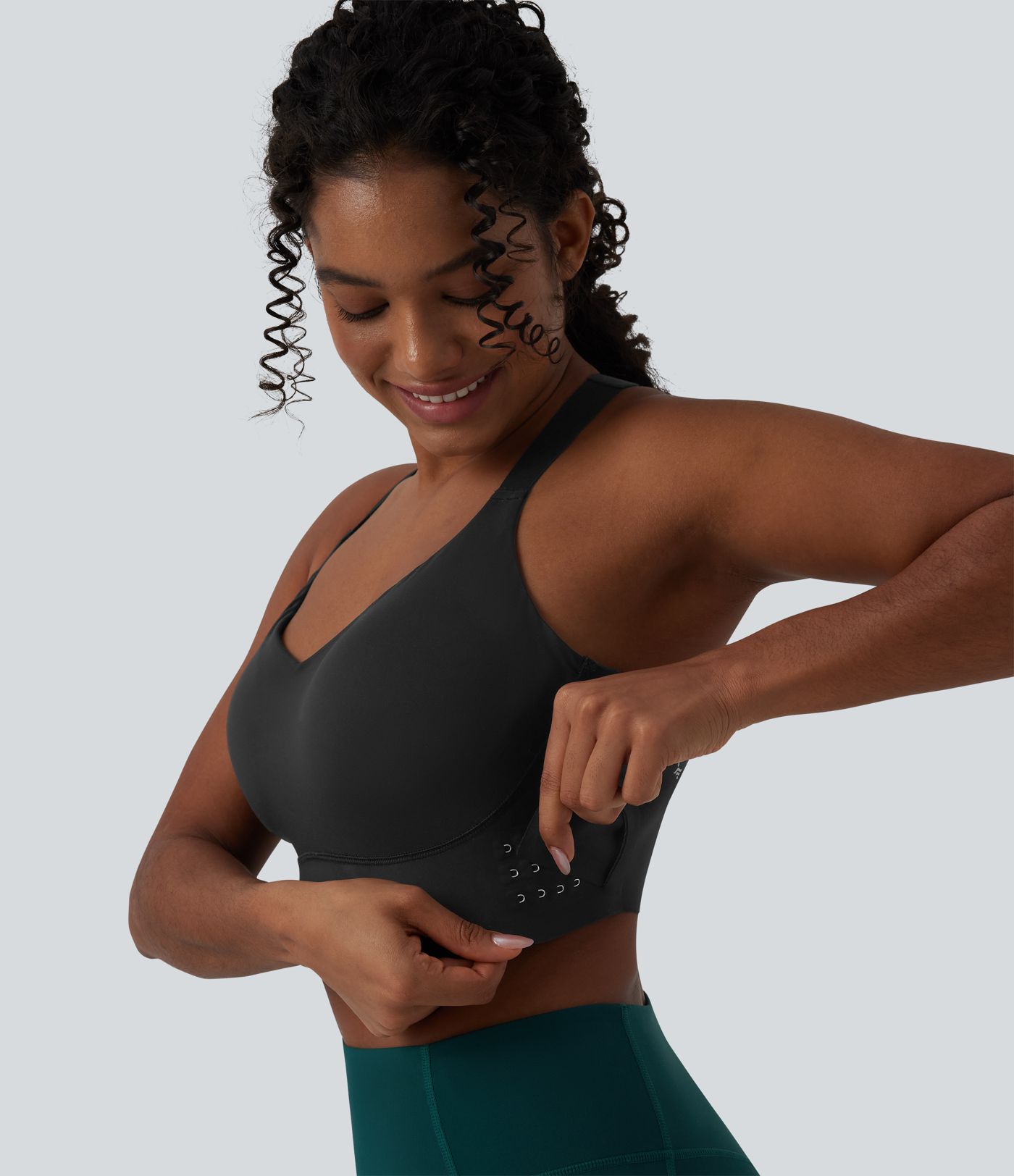 Halara UltraSculpt™ Medium Support Training Sports Bra DD-F Halara UltraSculpt™ Medium Support Training Sports Bra DD-F