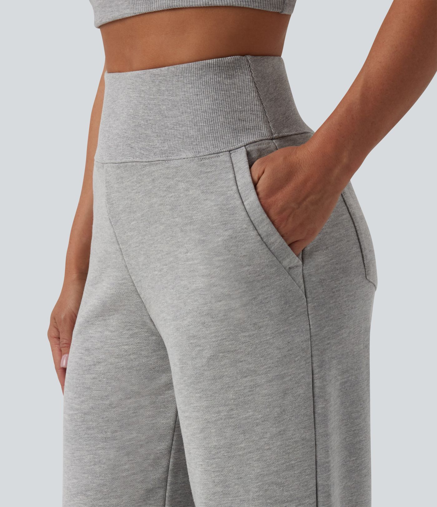 Lässige Baumwoll-Jogginghose mit hohem Bund, mehreren Taschen und weitem Bein