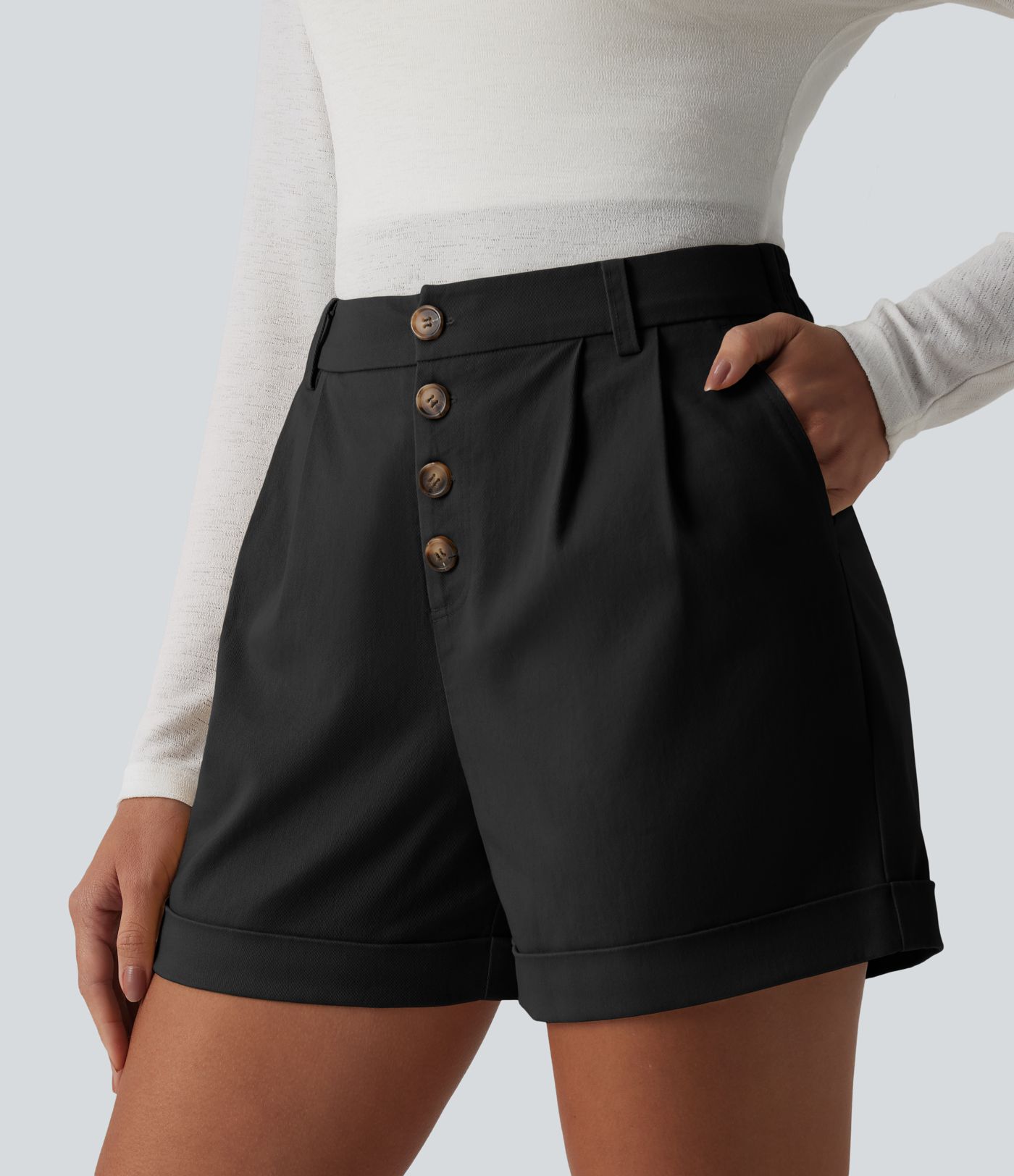 Lässige Chino-Shorts aus Baumwolle mit mittelhohem Bund, Seitentaschen und umgeschlagenem Saum