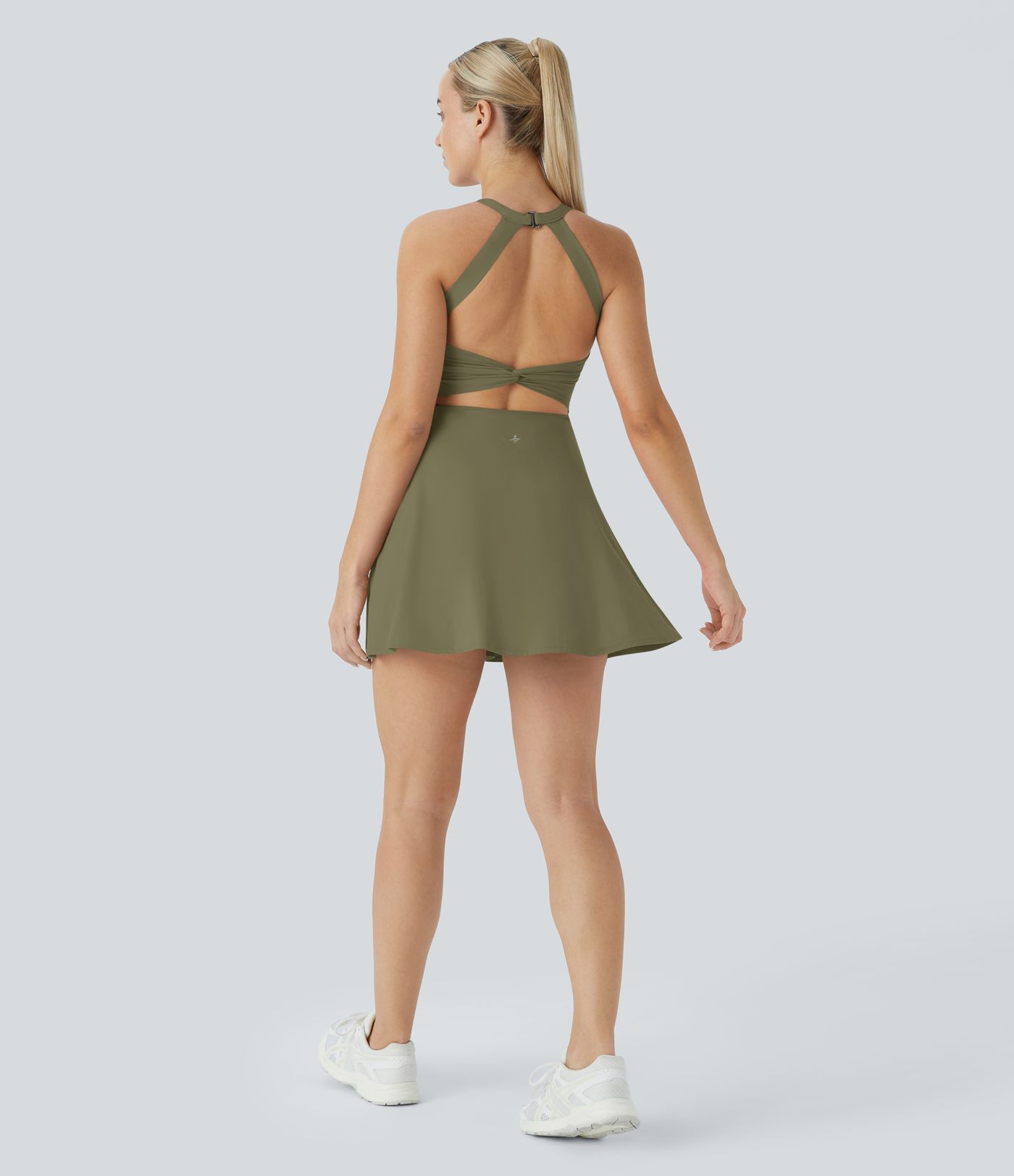 Softlyzero™ Airy, rückenfreies, gedrehtes Cool Touch Yoga-Aktivkleid – Easy Peezy Edition
