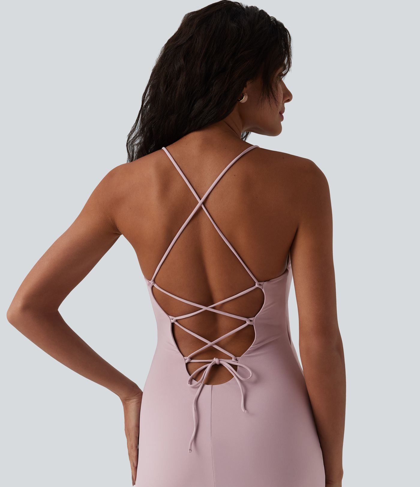 Fließendes Maxikleid mit Herzausschnitt, Kontrast-Mesh und Schnürung