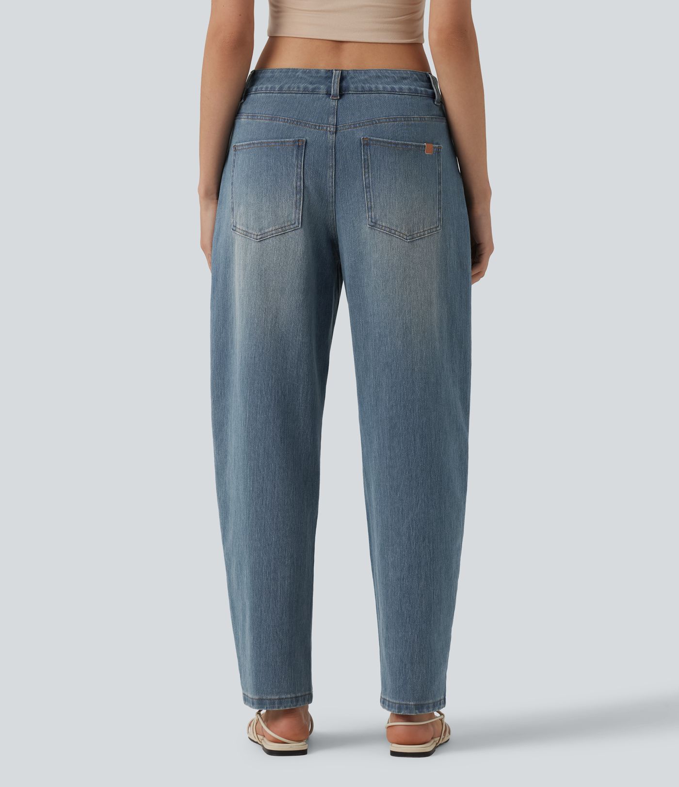 Halara Flex™ - Lässige Jeans mit niedrigem Bund, mehreren Taschen und Barrel-Leg