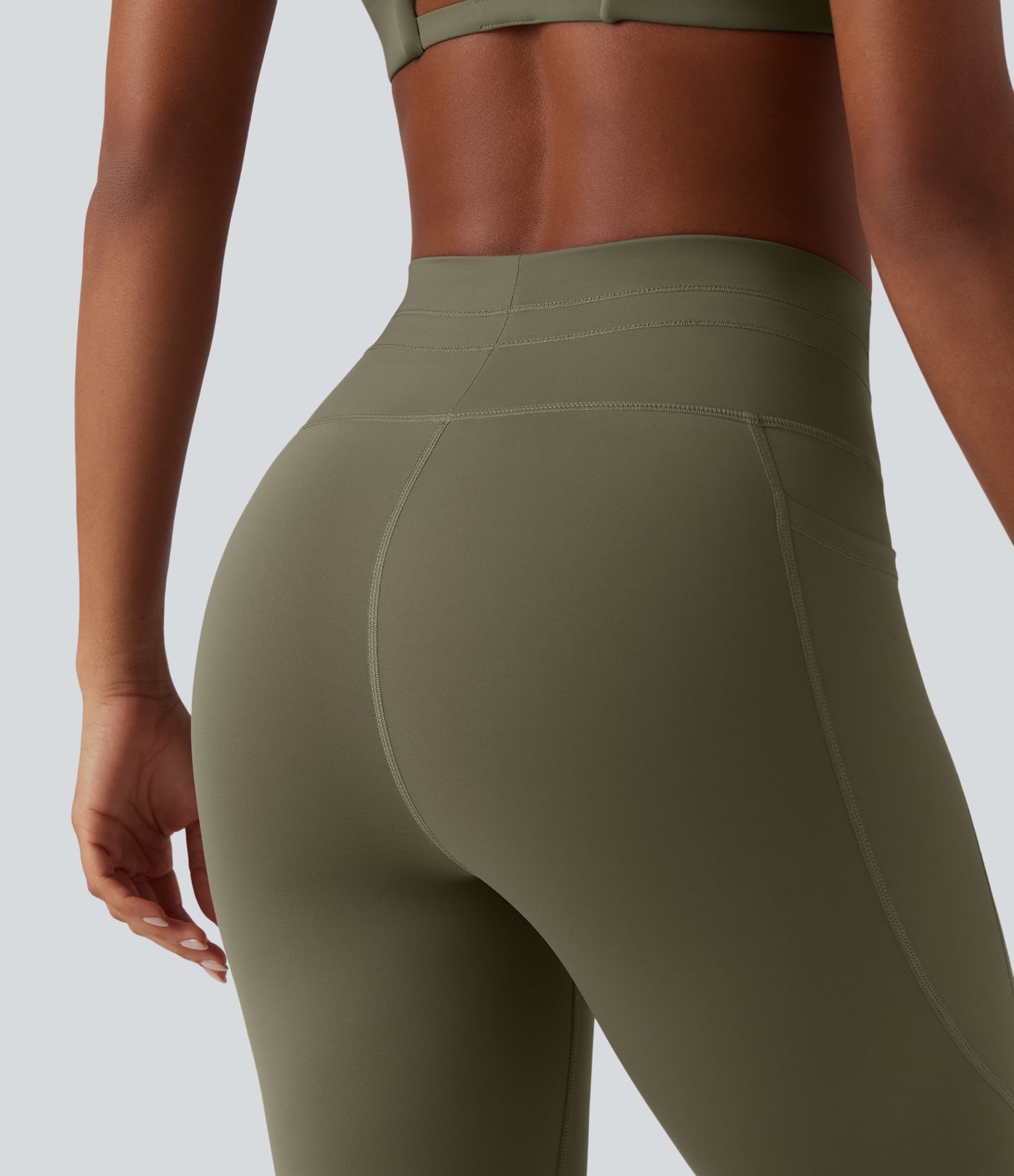 Gładkie legginsy do jogi 7/8 z wysokim stanem, sznurkiem w pasie i kieszeniami