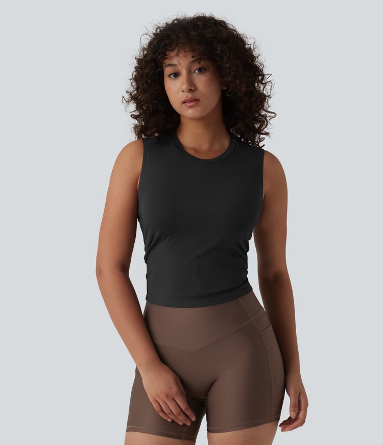 Workout-Tanktop aus geripptem Strick mit Rundhalsausschnitt-UPF40+