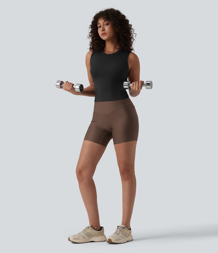Workout-Tanktop aus geripptem Strick mit Rundhalsausschnitt-UPF40+