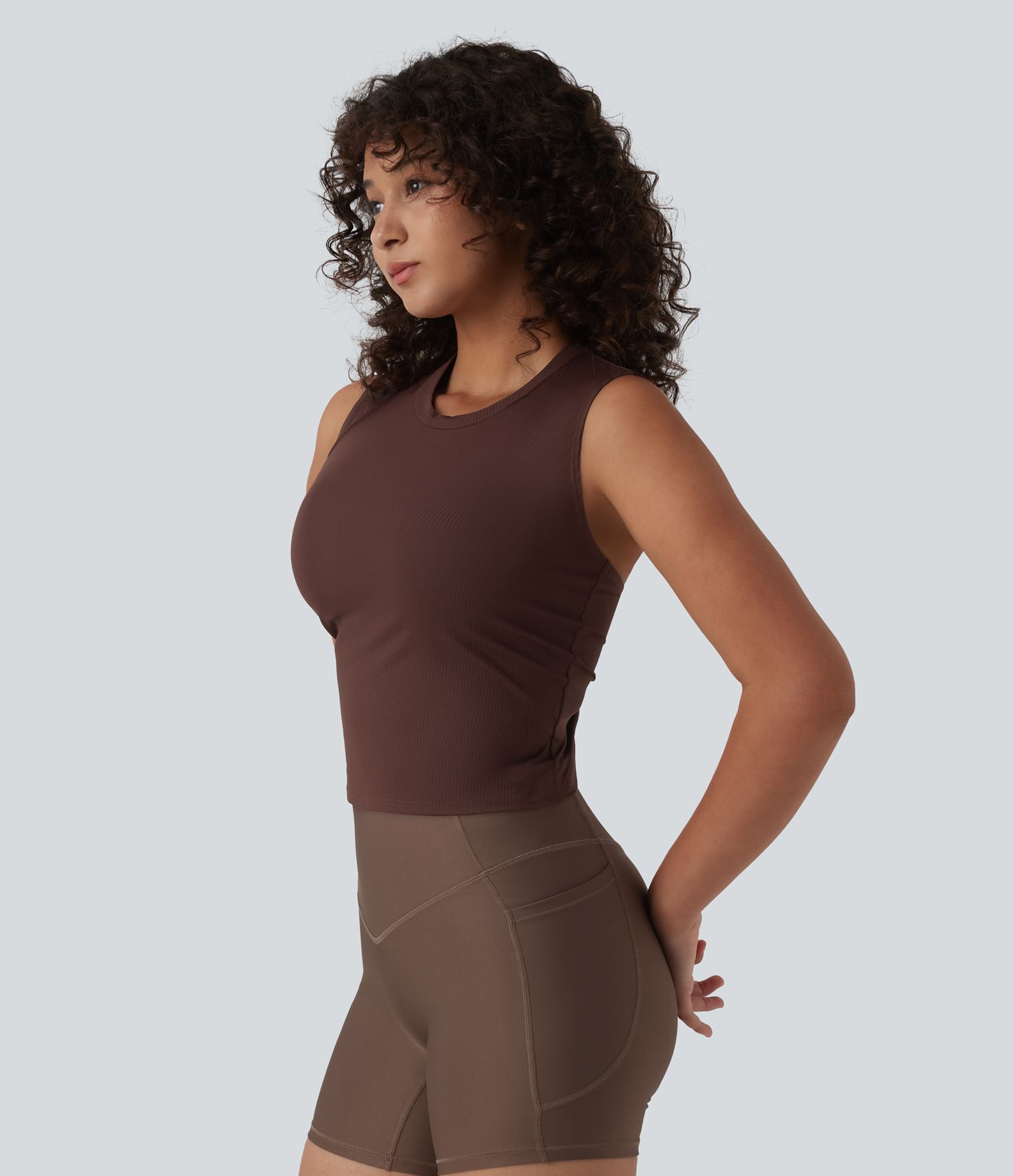 Ribbed Knit Round Neck Workout Tank Top