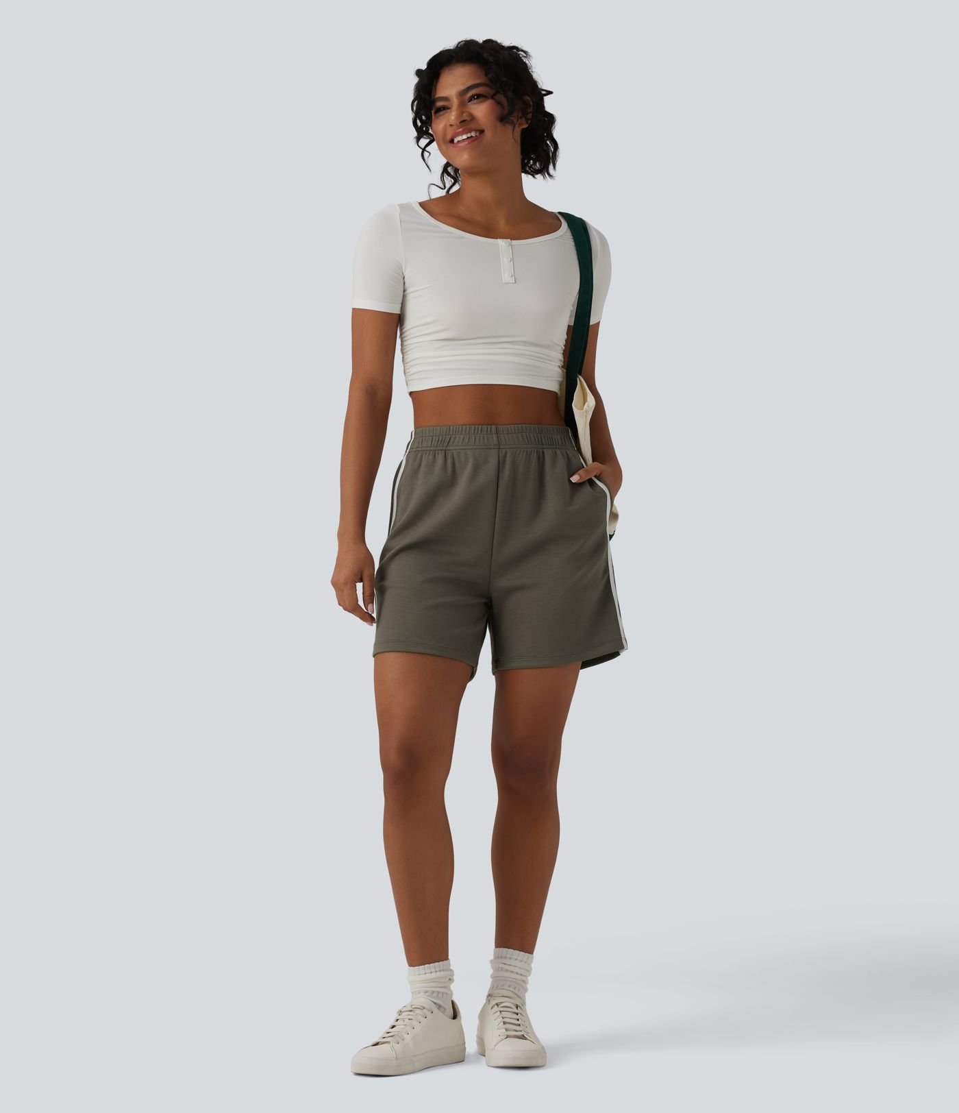 Shorts décontractés taille haute à rayures avec poches