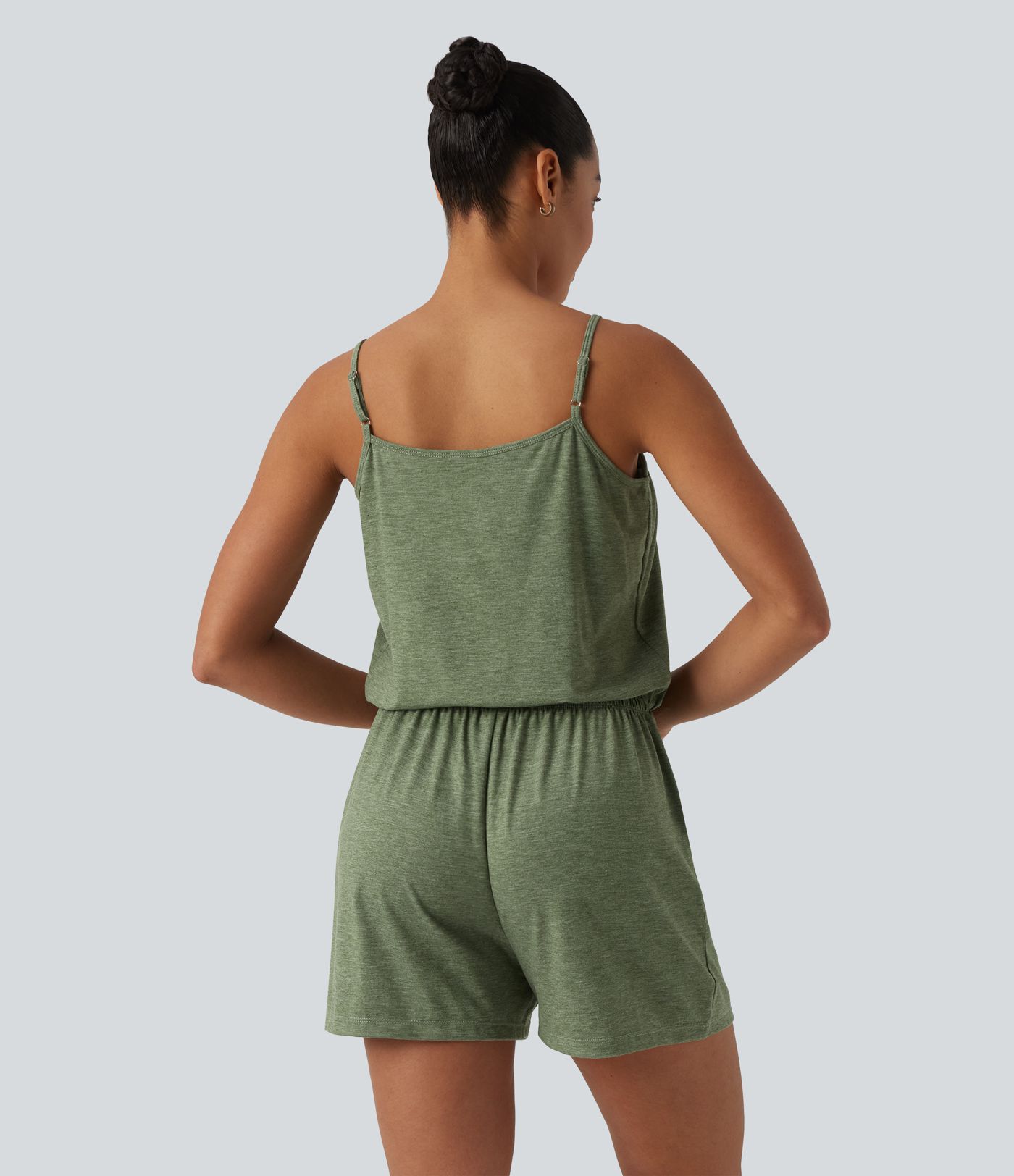 Combishort décontractée col U bretelles ajustables plissée avec brassière intégrée et poches - Easy Peasy