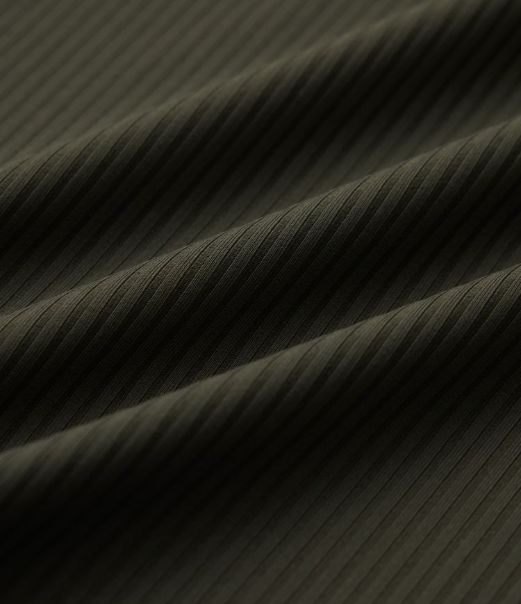 Gerippte Strick-Caprihose mit hoher Taille, schnell trocknend, lässig, weit geschnitten und mit Klappentaschen - UPF50+