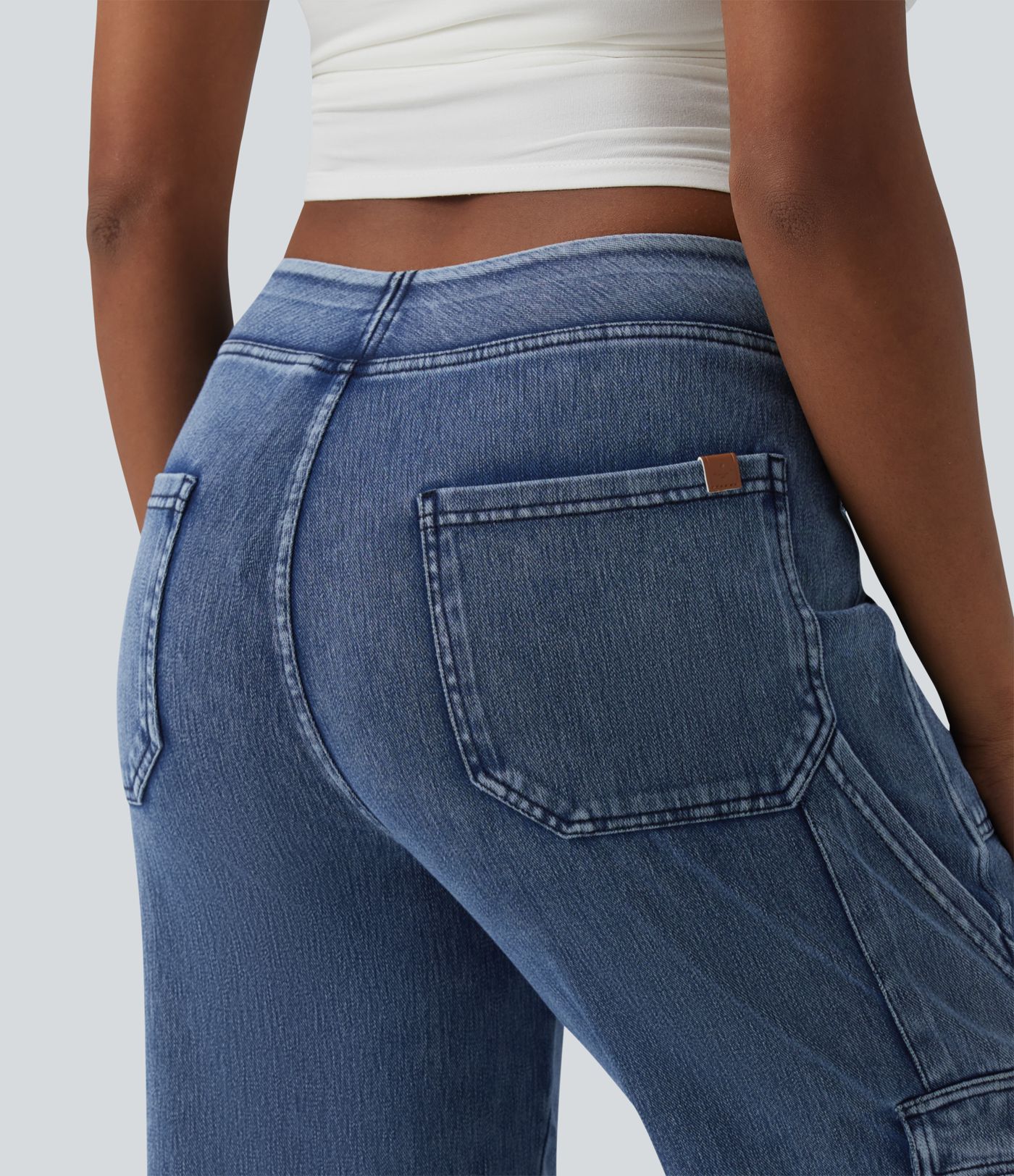Halara Flex™ jeans cargo décontractés, taille mi-haute, jambe droite, longueur raccourcie, avec poches