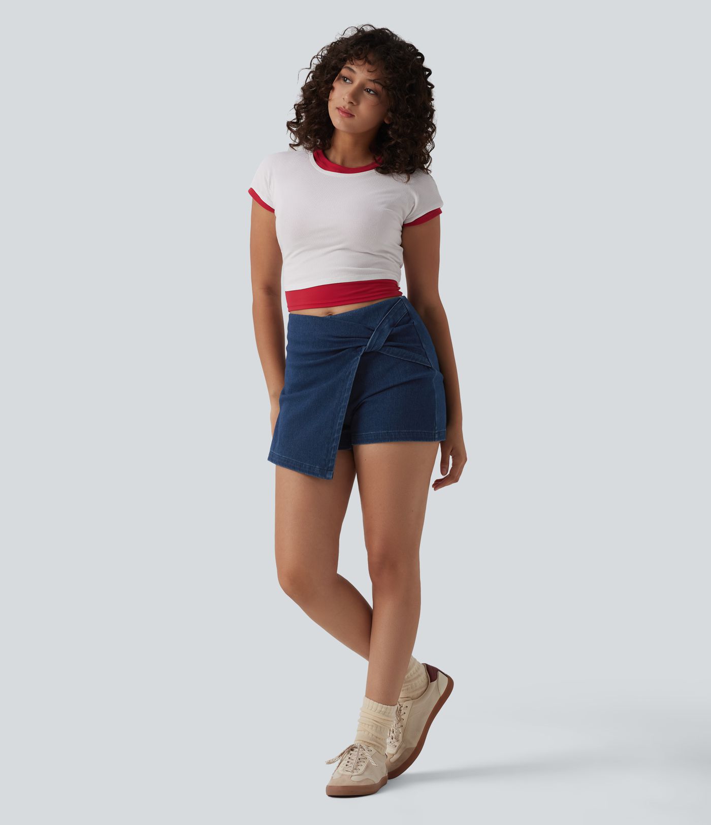 Halara Flex™ denim shorts med mellemhøj talje, micro-mini, afslappet