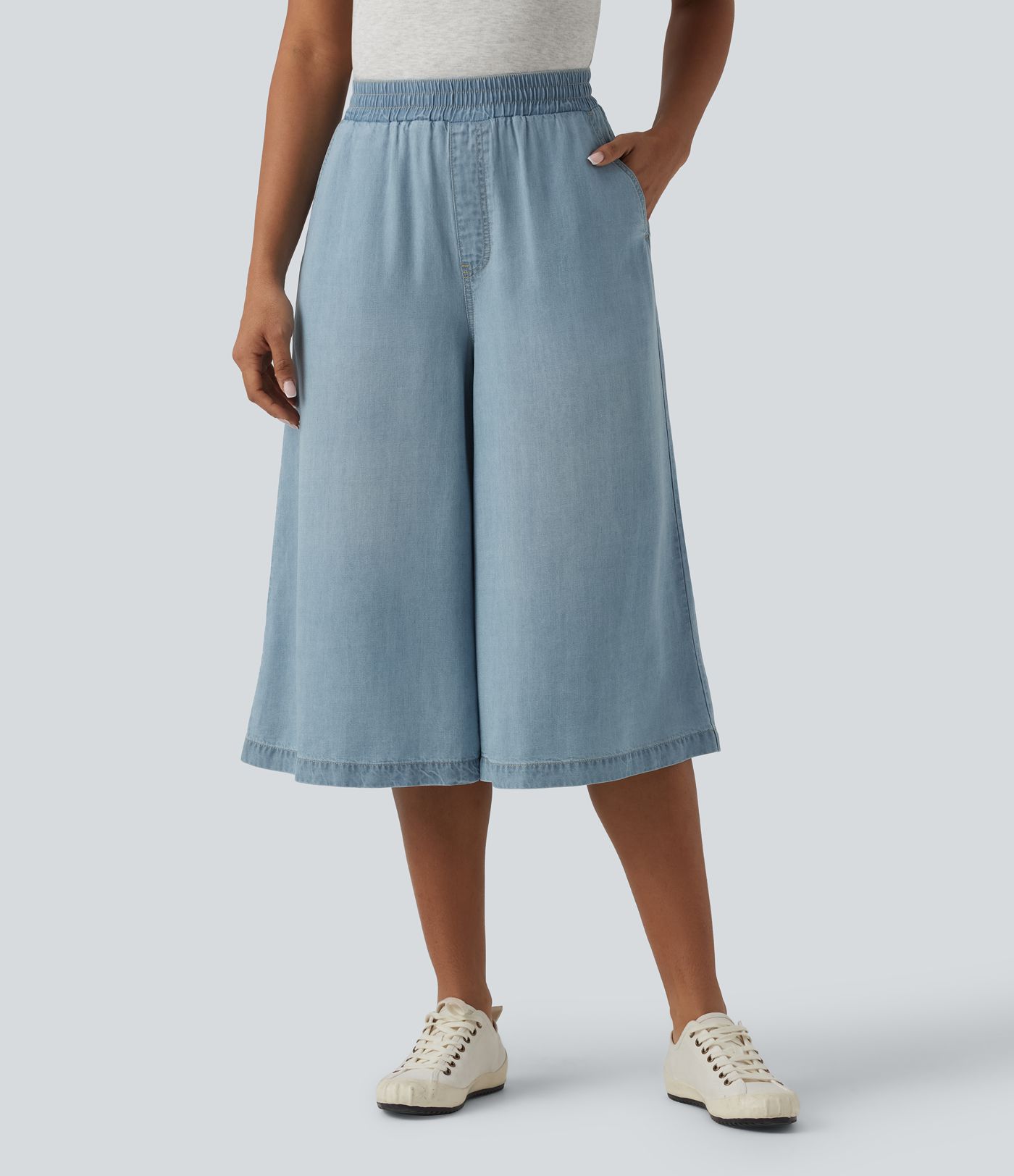 Lässige Capri-Jeans aus Lyocell mit hohem Bund, Seitentaschen und weitem Bein