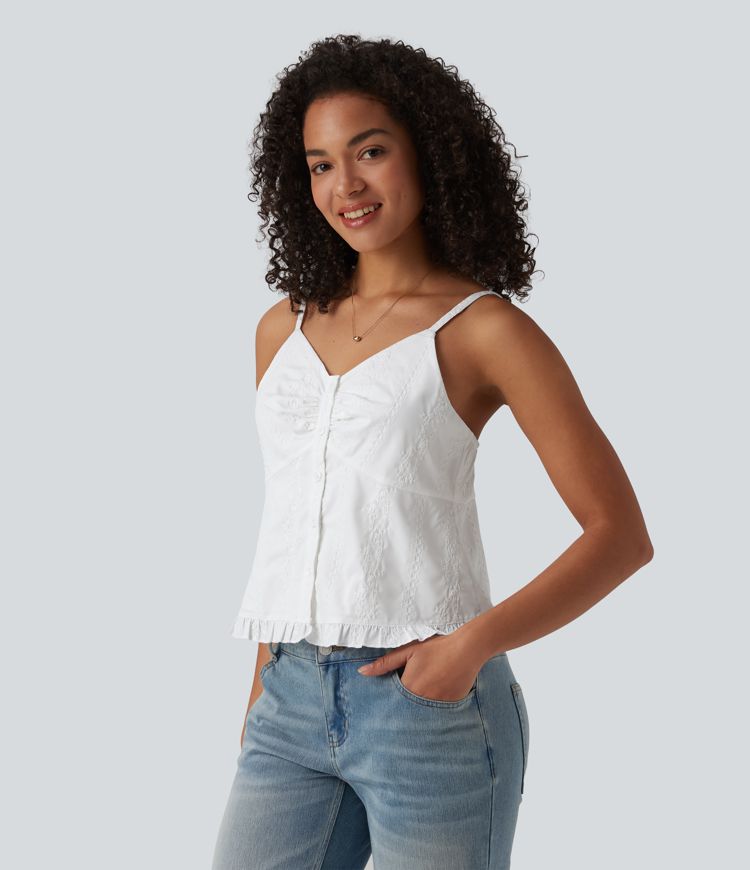 Top sin mangas estilo resort con escote en V, bordado y bajo con volante