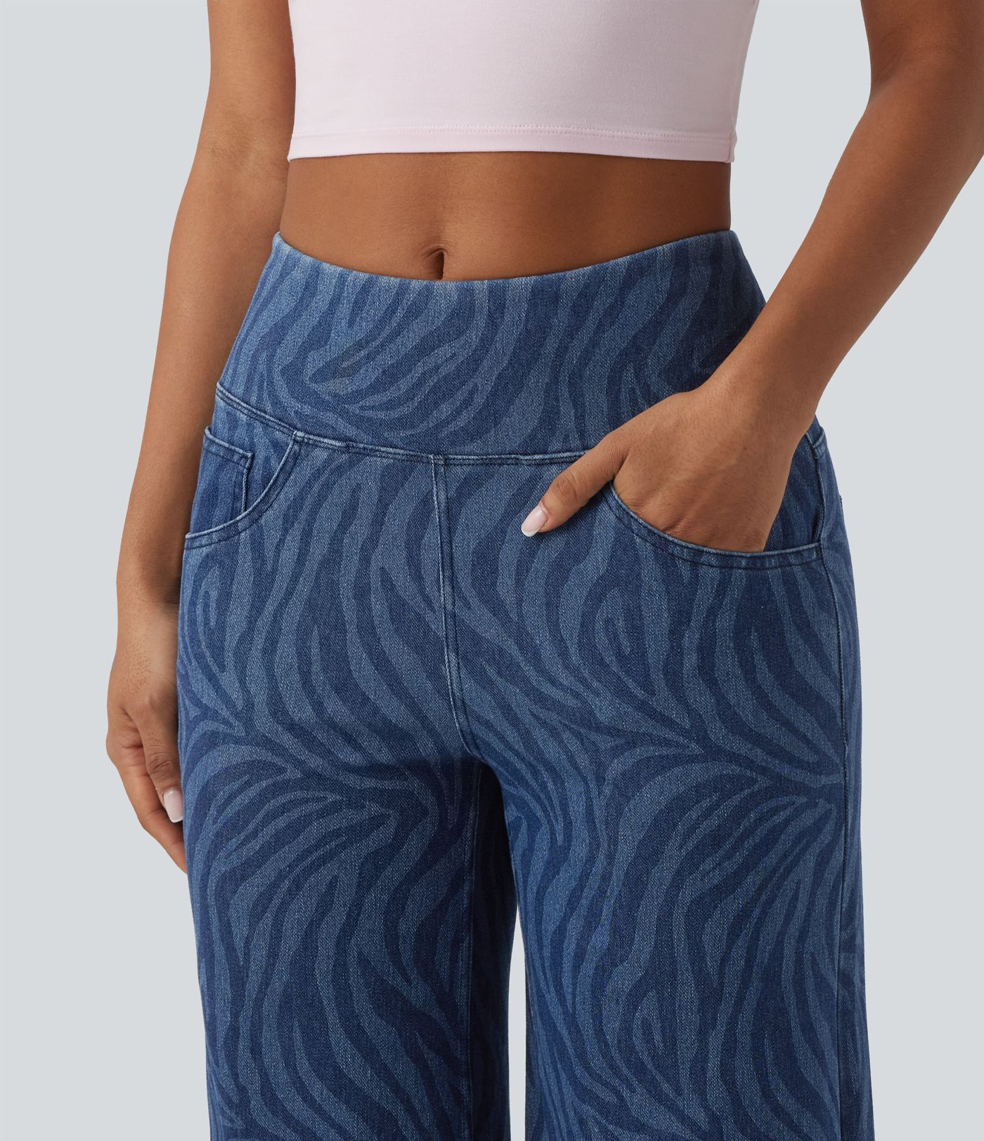 Jean Halara Flex™ jambe large décontracté taille mi-haute effet ventre plat, motif zèbre, avec poches