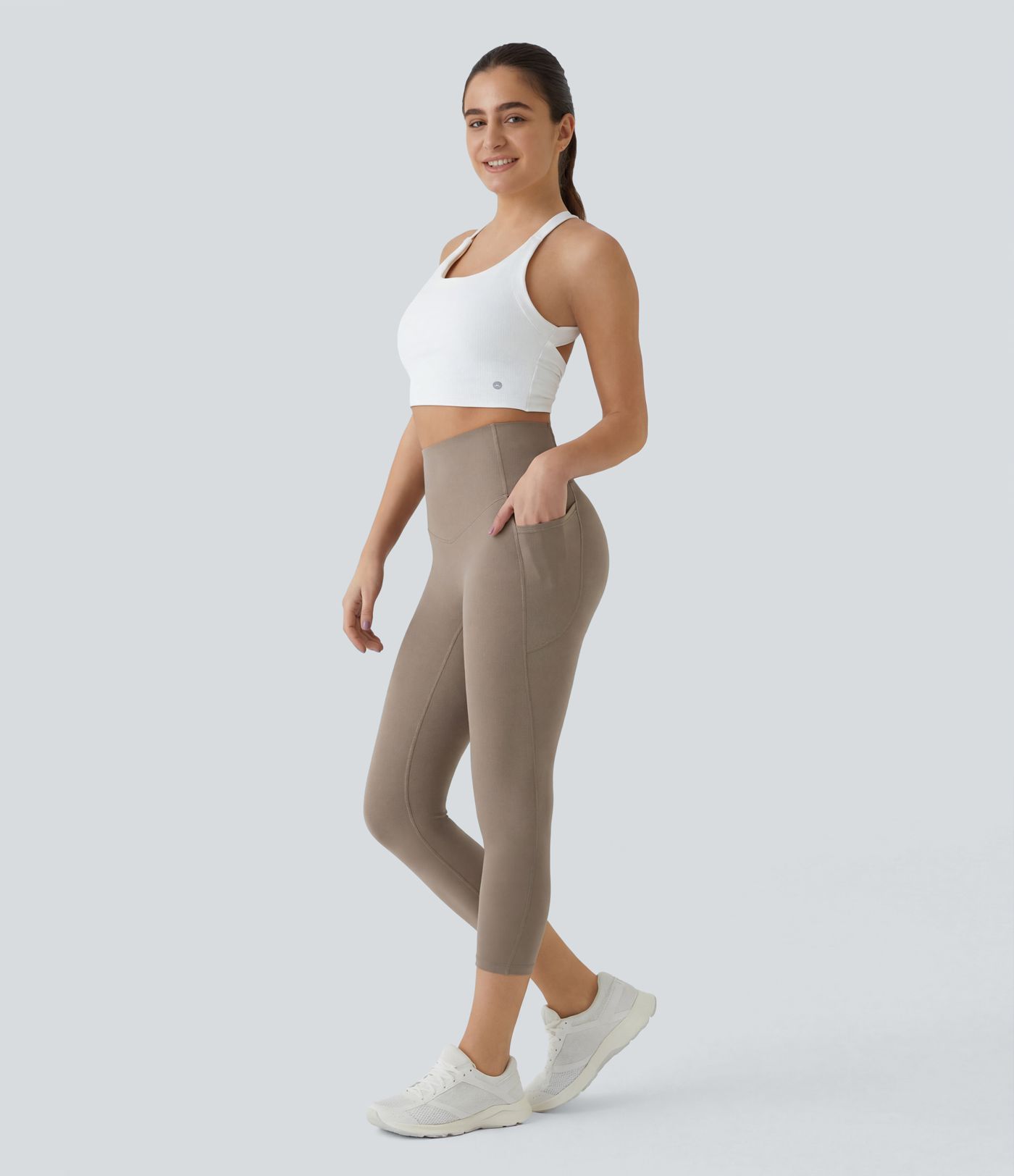 Halara UltraSculpt™ High Waisted Tummy Control Pocket Shaping Training Capri Leggings