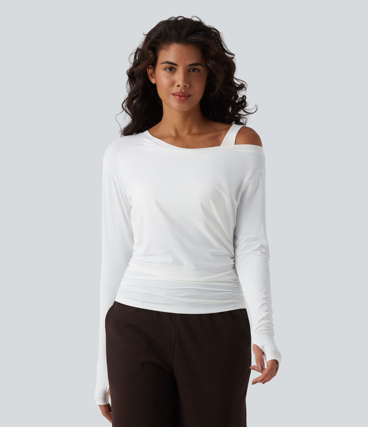 Top d'entraînement une épaule manches longues avec brassière intégrée, trous pour pouces, fronces et toucher frais - UPF50+