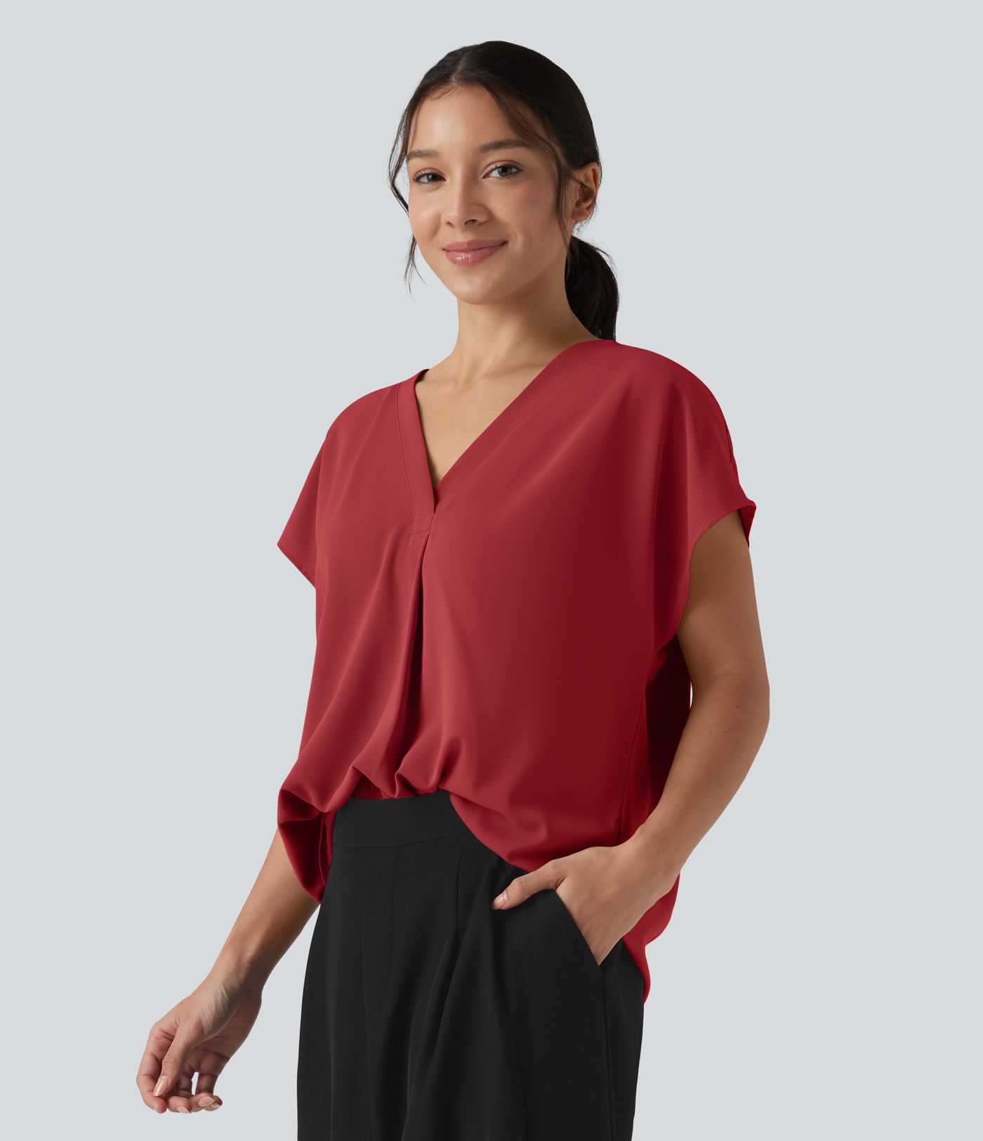 Blouse de travail oversize col V manches courtes infroissable
