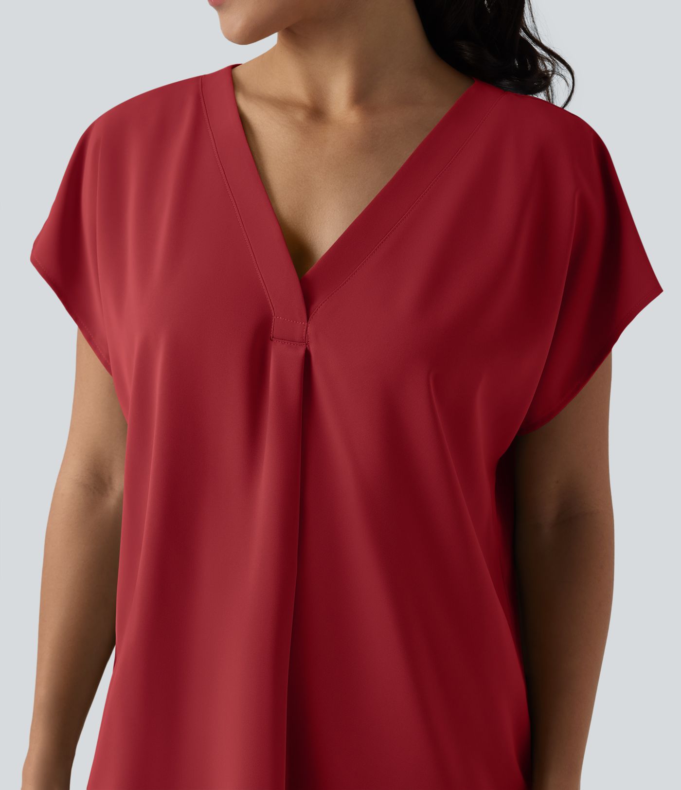 Blouse de travail oversize col V manches courtes infroissable