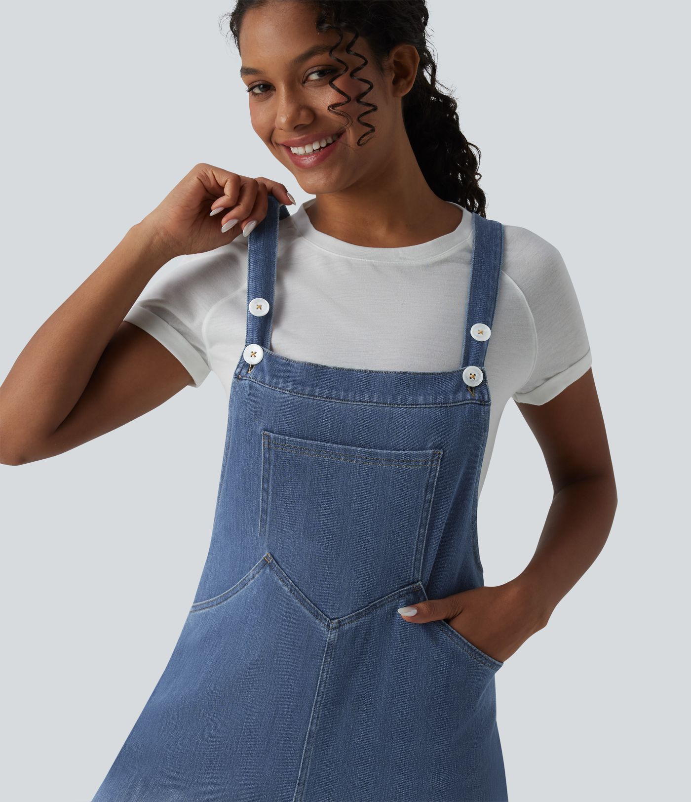 Halara Flex™ - Lässige Latzhose aus Denim mit mehreren Taschen und weitem Bein