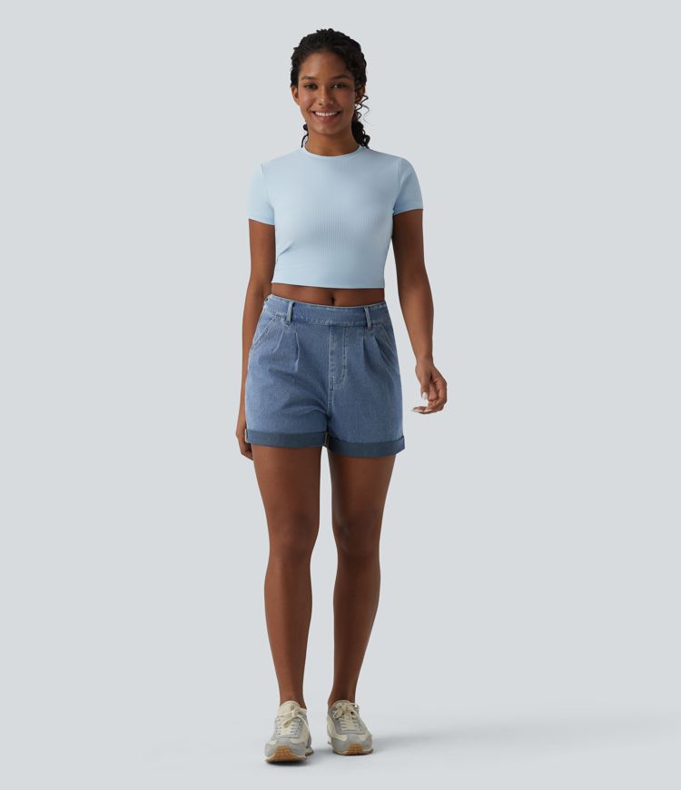 Halara Flex™ - Lässige Denim-Shorts mit mittelhohem Bund, Seitentaschen und umgeschlagenem Saum
