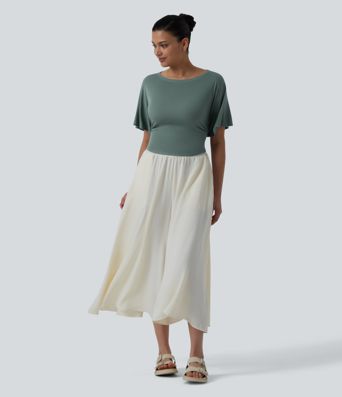 Haut décontracté à col bateau manches courtes à volants et dos noué