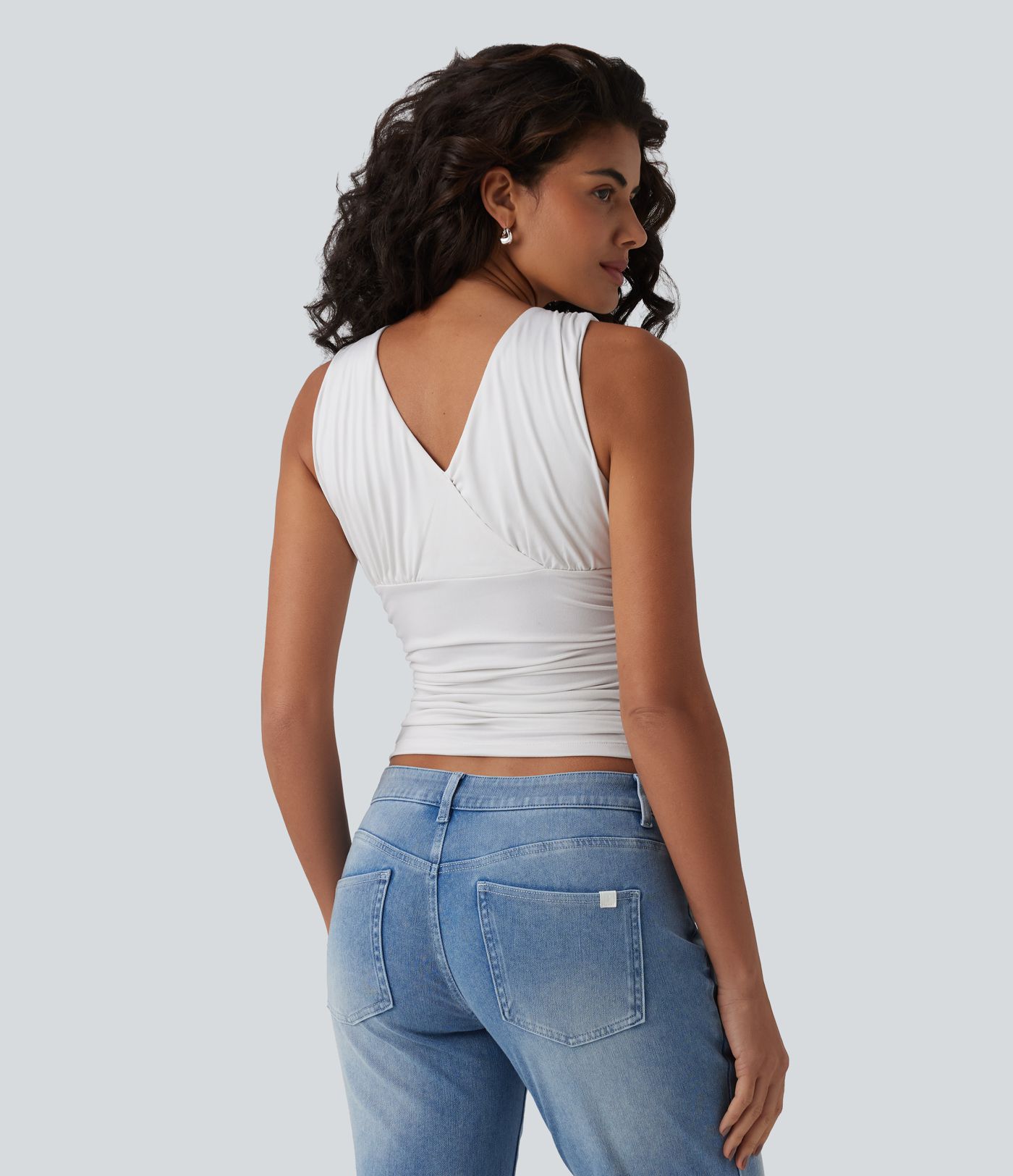 Top de tirantes casual con escote en V profundo, cruzado y fruncido