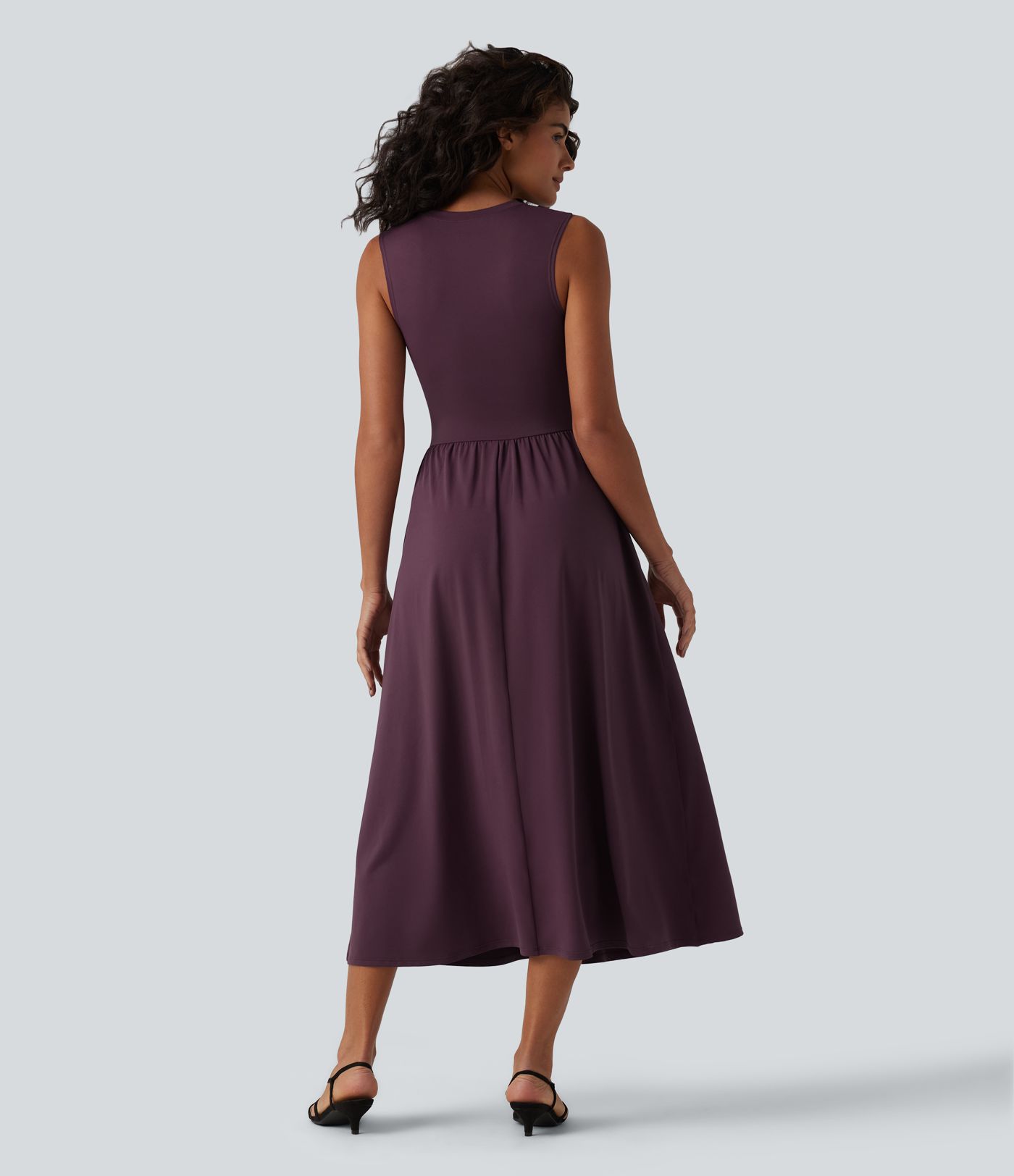 Round Neck Sleeveless Flowy Midi Casual Dress with Pockets