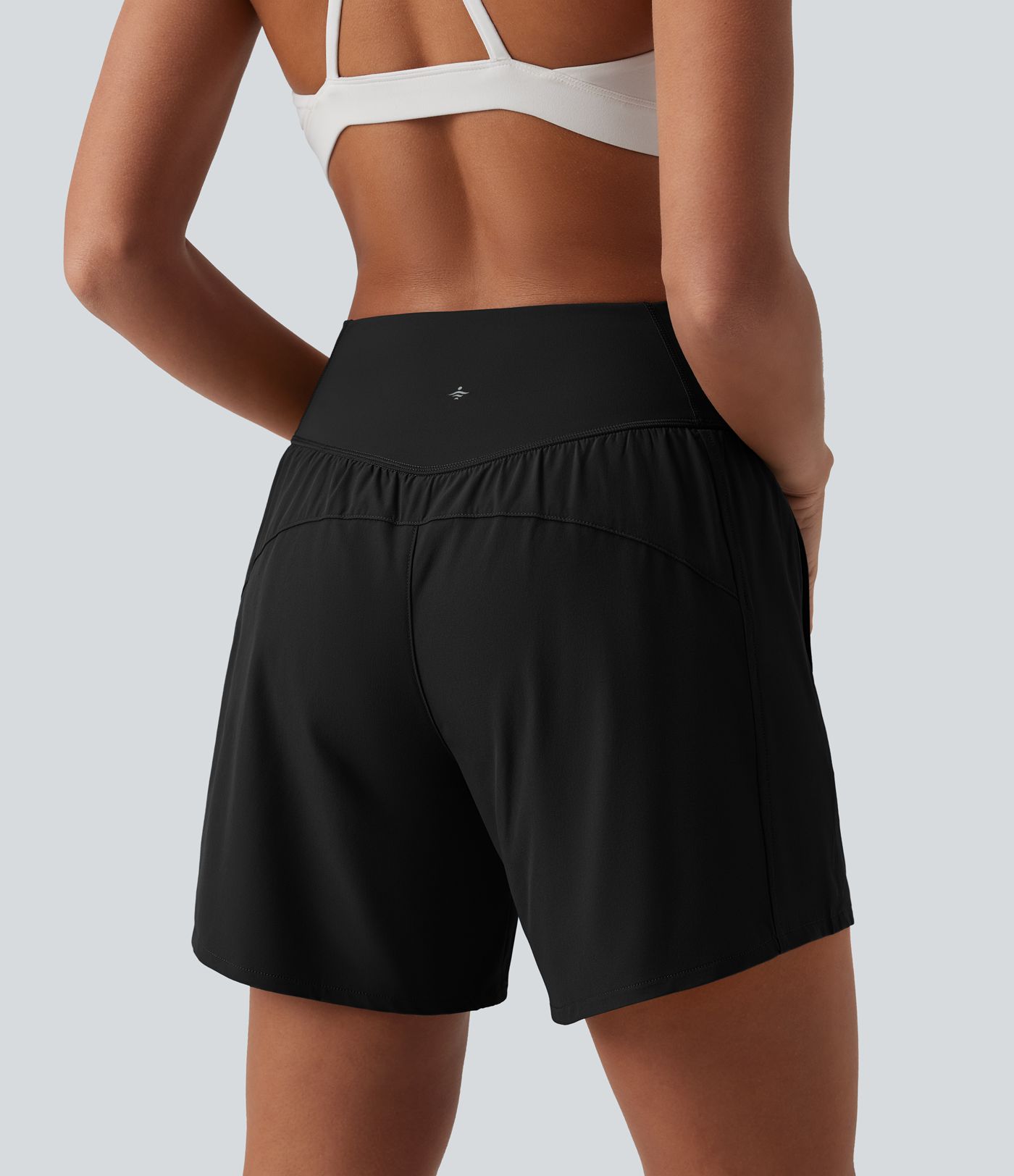 Breezeful™ jógové šortky s vysokým pasem (crossover), 2v1, rychleschnoucí, délka 5'' s kapsami