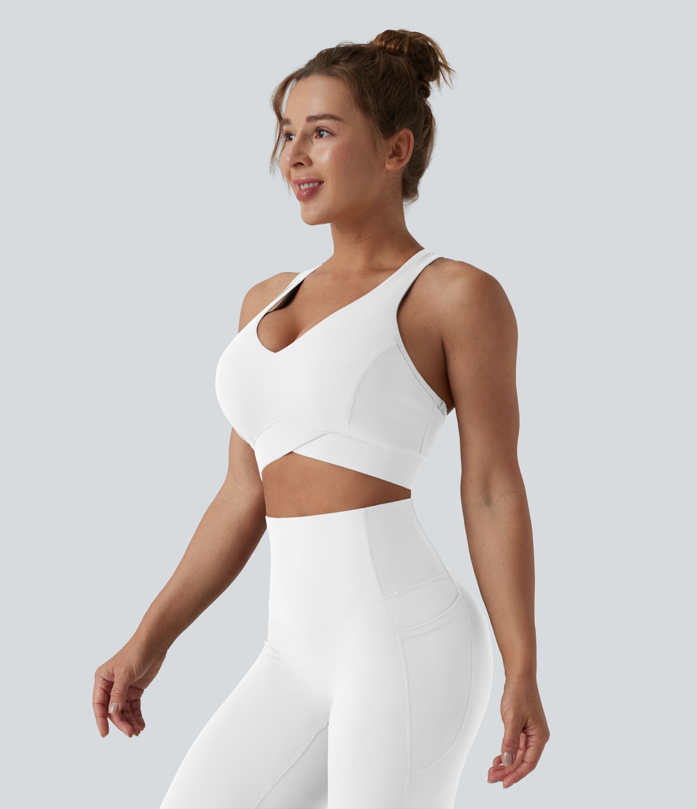 Halara UltraSculpt™ Light Support V Neck Racerback Running Sports Bra D-F Cups