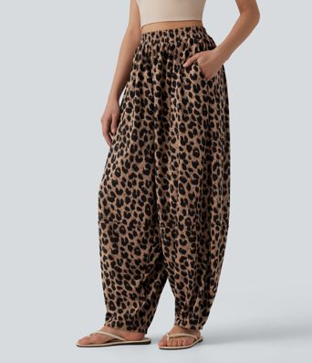 Lässige, hoch taillierte Jogginghose aus Waffelstoff mit fließendem Herbst, Leopardenmuster und Taschen.