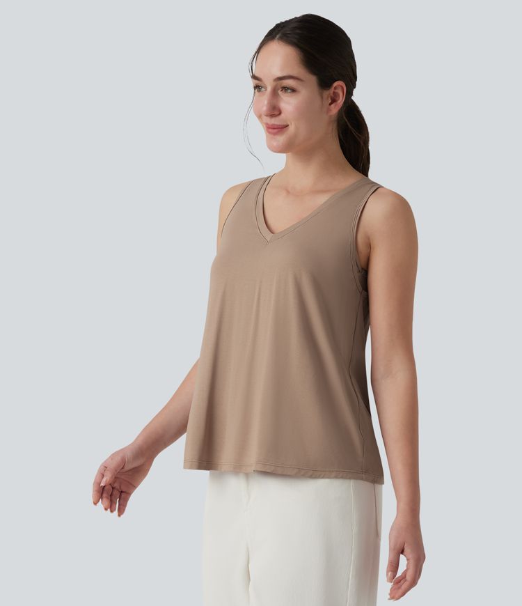 V Neck Built-in Bra Relaxed Casual Tank Top