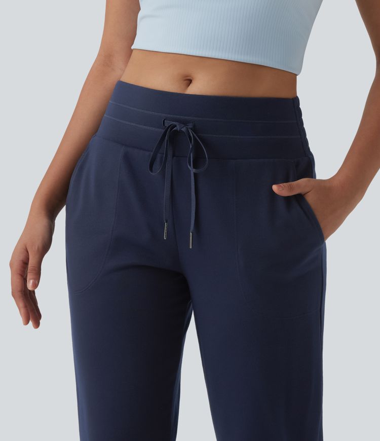 Mid Rise Drawstring Capri Casual Joggers with Pockets