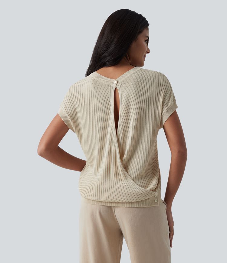 Ležérní svetr s kulatým výstřihem, netopýřími rukávy a překříženými, odhalenými zády