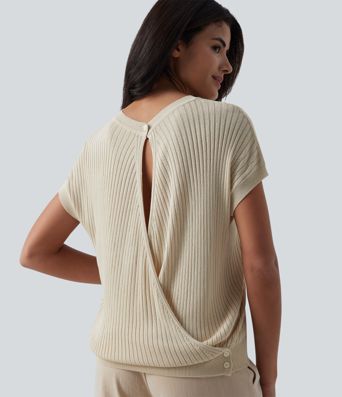 Ležérní svetr s kulatým výstřihem, netopýřími rukávy a překříženými, odhalenými zády