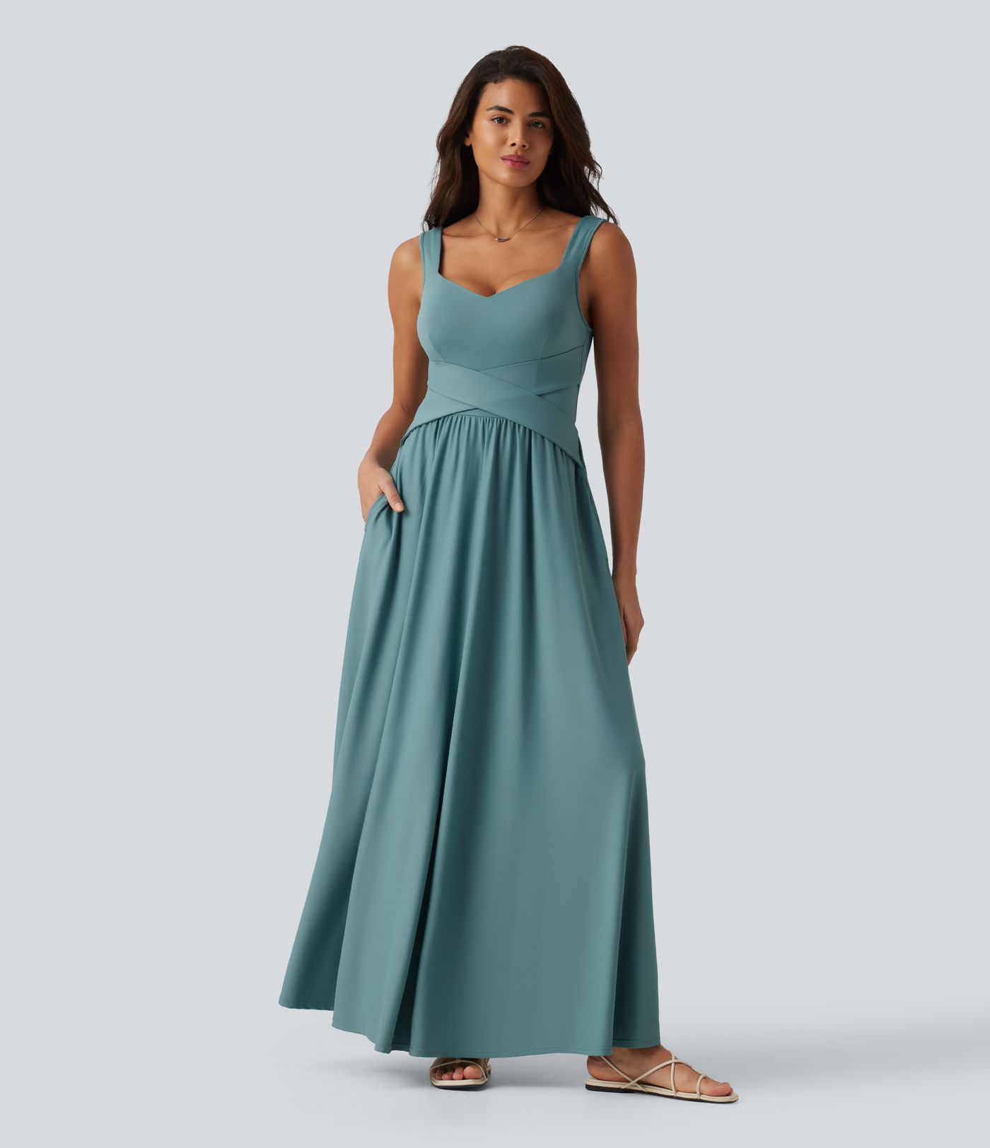 Robe longue fluide sans manches avec brassière intégrée et poches – Bonnets D-F