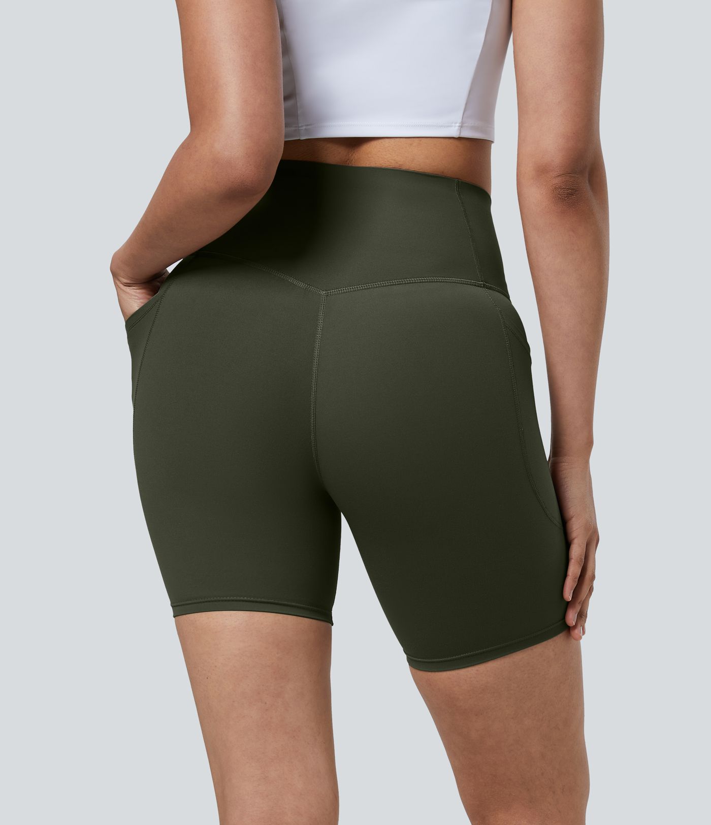 Short cycliste 17,5 cm d'entraînement gainant taille haute avec poches Halara UltraSculpt™