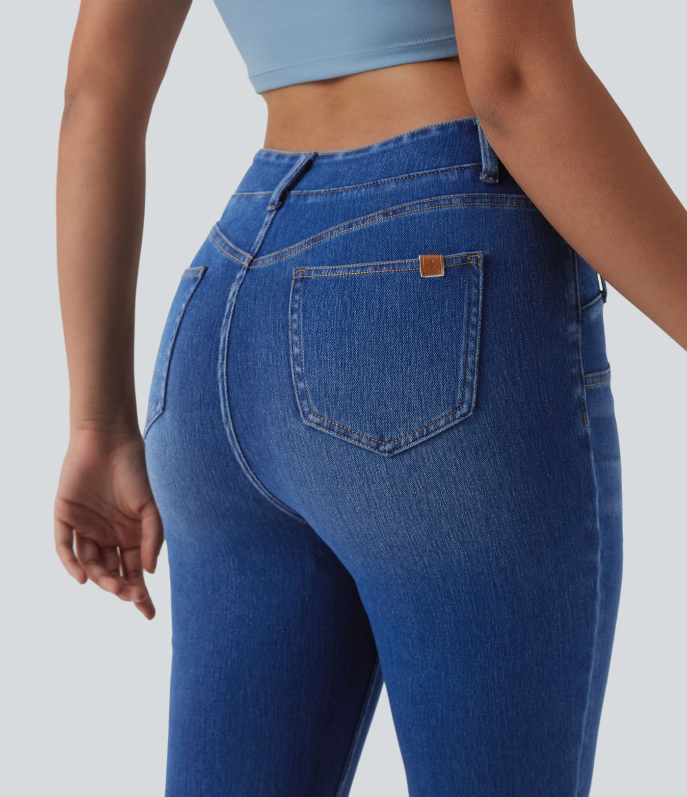 Halara Flex™ - Lässige Jeans mit hohem Crossover-Saum und Gesäßtaschen - slim Halara Flex™ - Lässige Jeans mit hohem Crossover-Saum und Gesäßtaschen - slim