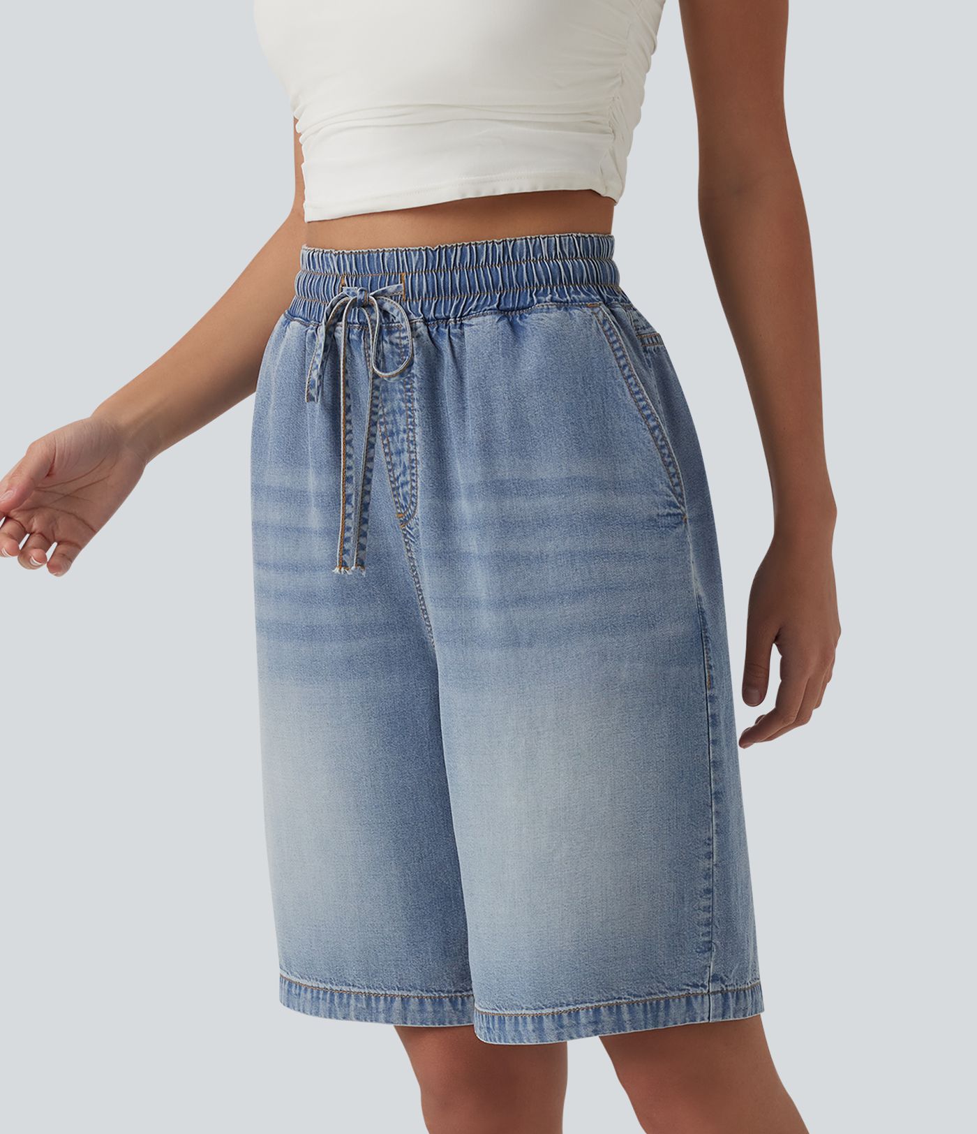 Short en denim taille haute 22,5 cm avec cordon de serrage et poches