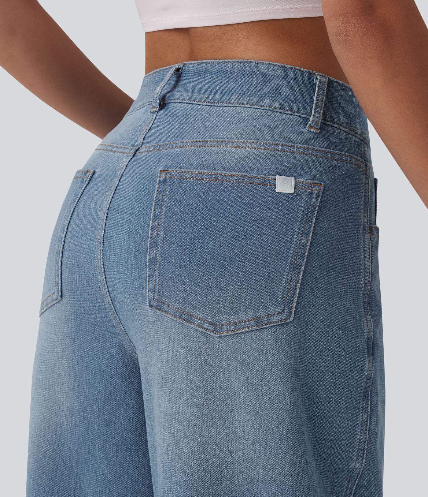 Jean barrel Halara Flex™ taille basse avec bouton, fermeture éclair, multiples poches et jambes amples en maille extensible