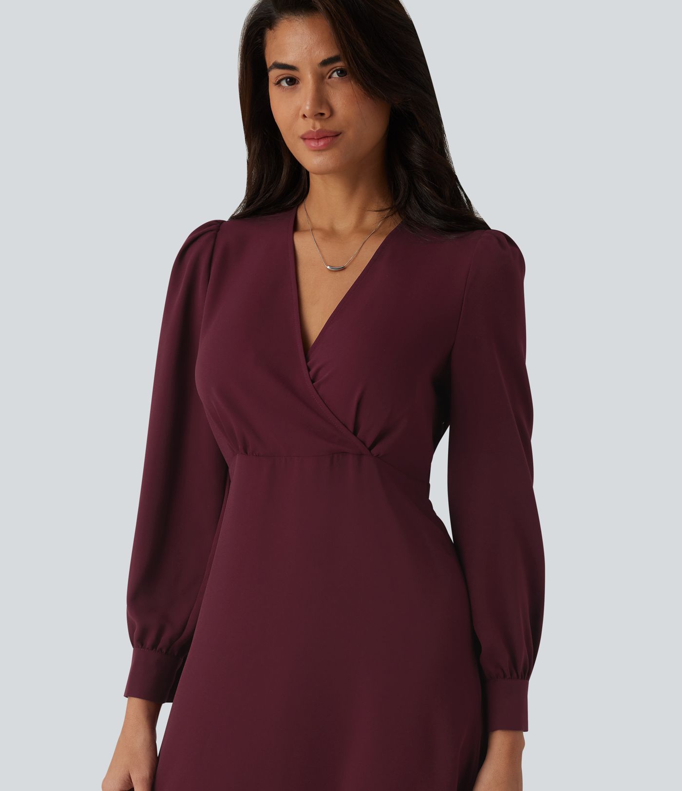 V yakalı uzun kollu midi günlük elbise