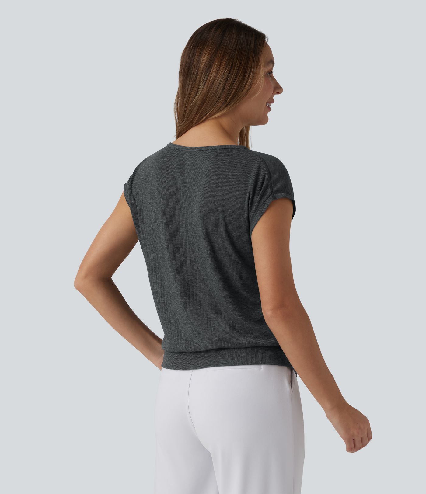 High-waisted, round-neck, short-sleeved suit in ribbed wool blend knit