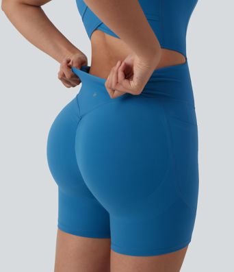 Halara UltraSculpt™ Crisscross Backless Tummy Control Butt Lifting Scrunch Non-Removable Pad Workout Skinny Playsuit with Pockets-Easy Peezy