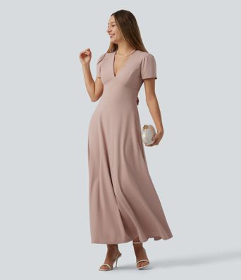 Robe mariage maxi fluide col V à manches courtes, dos nu avec lien noué et brassière intégrée