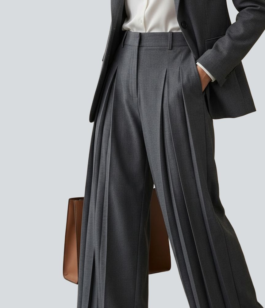 Arbeitshose mit mittlerer Bundhöhe, Falten und Taschen