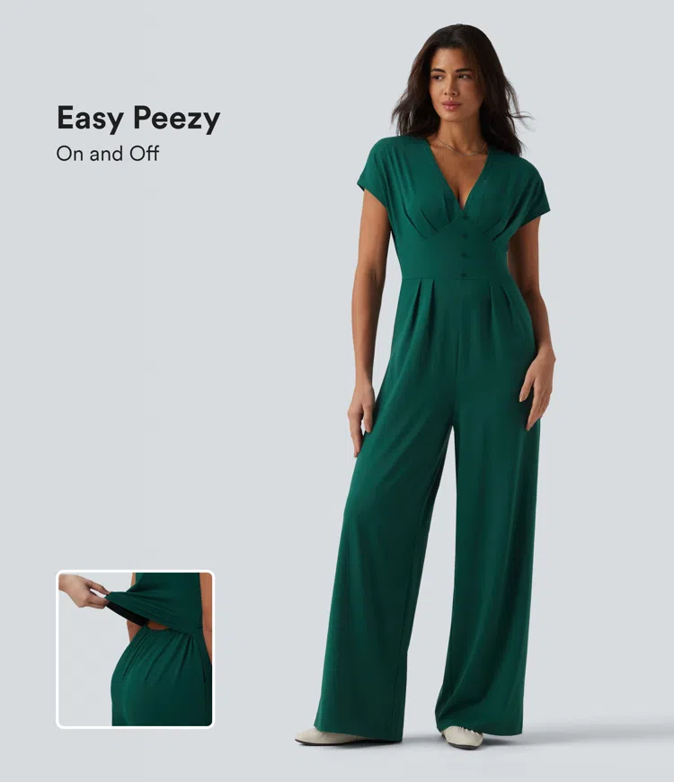 Lässiger Jumpsuit mit V-Ausschnitt, kurzen Ärmeln, weitem Bein und Taschen – Easy Peezy