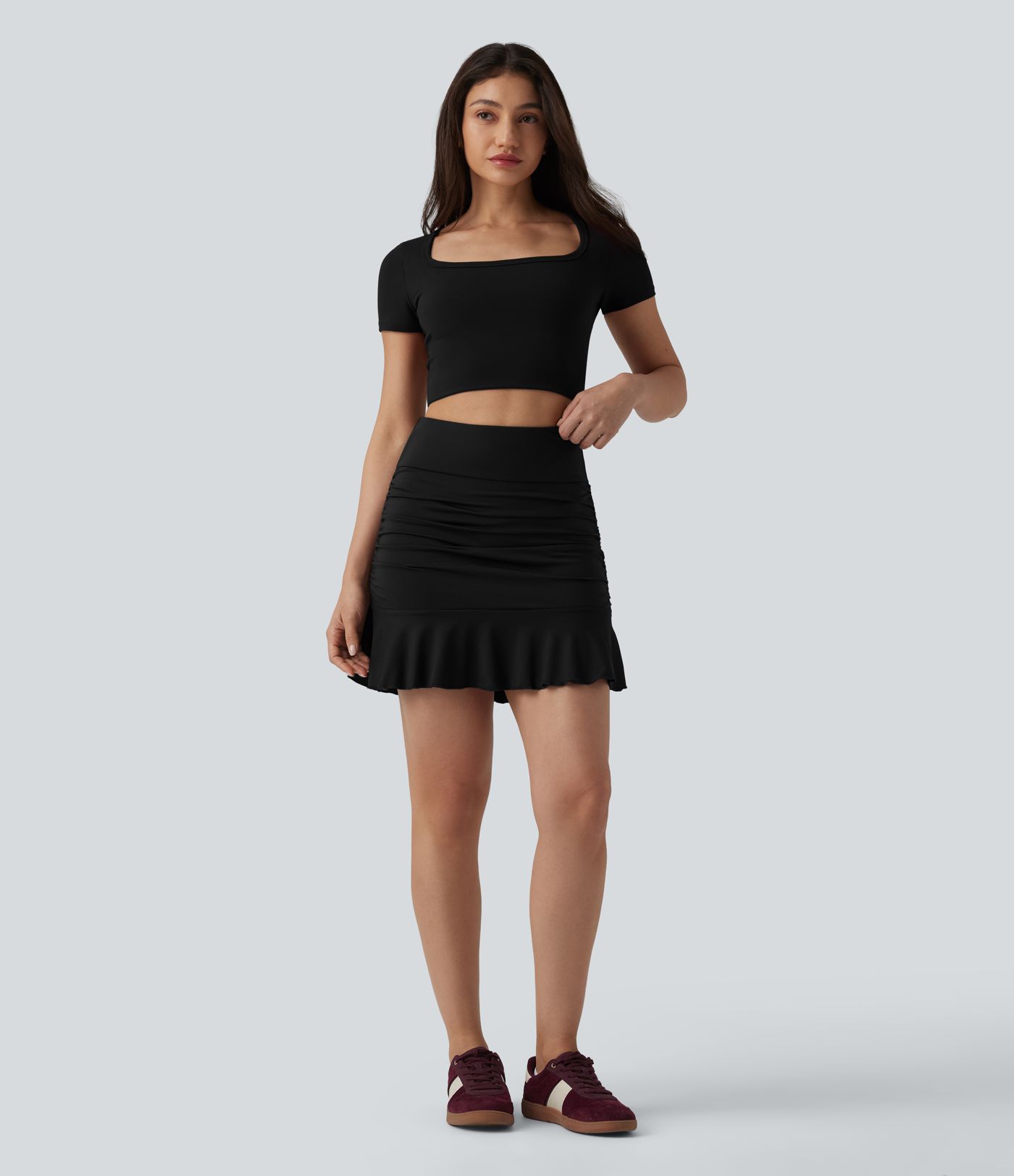 Hoog getaillleerde, buikcorrigerende 2-in-1 bodycon minirok met ruches en volantzoom, casual