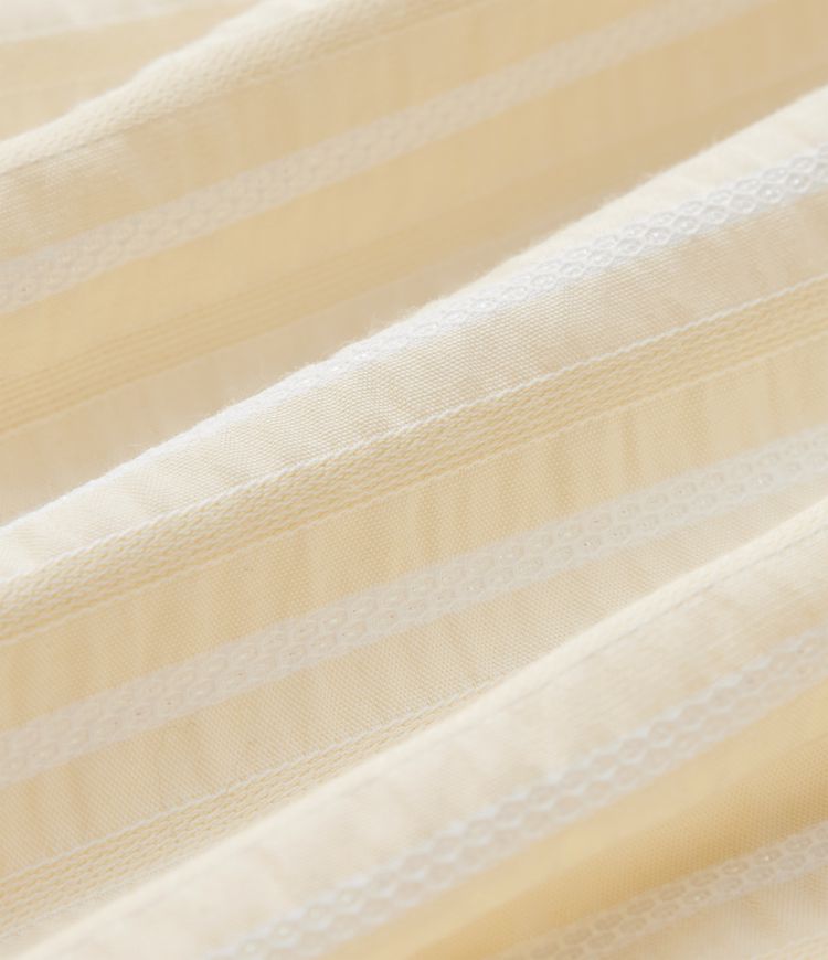 Blusa casual de rayas con escote en V y mangas abullonadas de media longitud