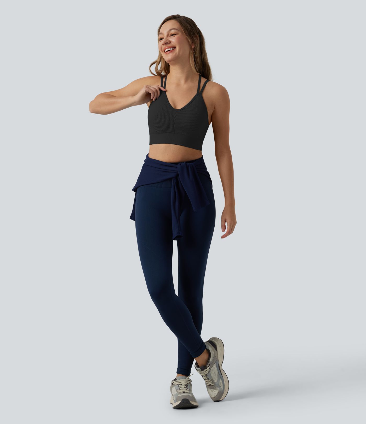 OneForm Seamless Flow Low Support V Neck Crisscross Backless Built-in Bra Cropped Yoga Sports Bra