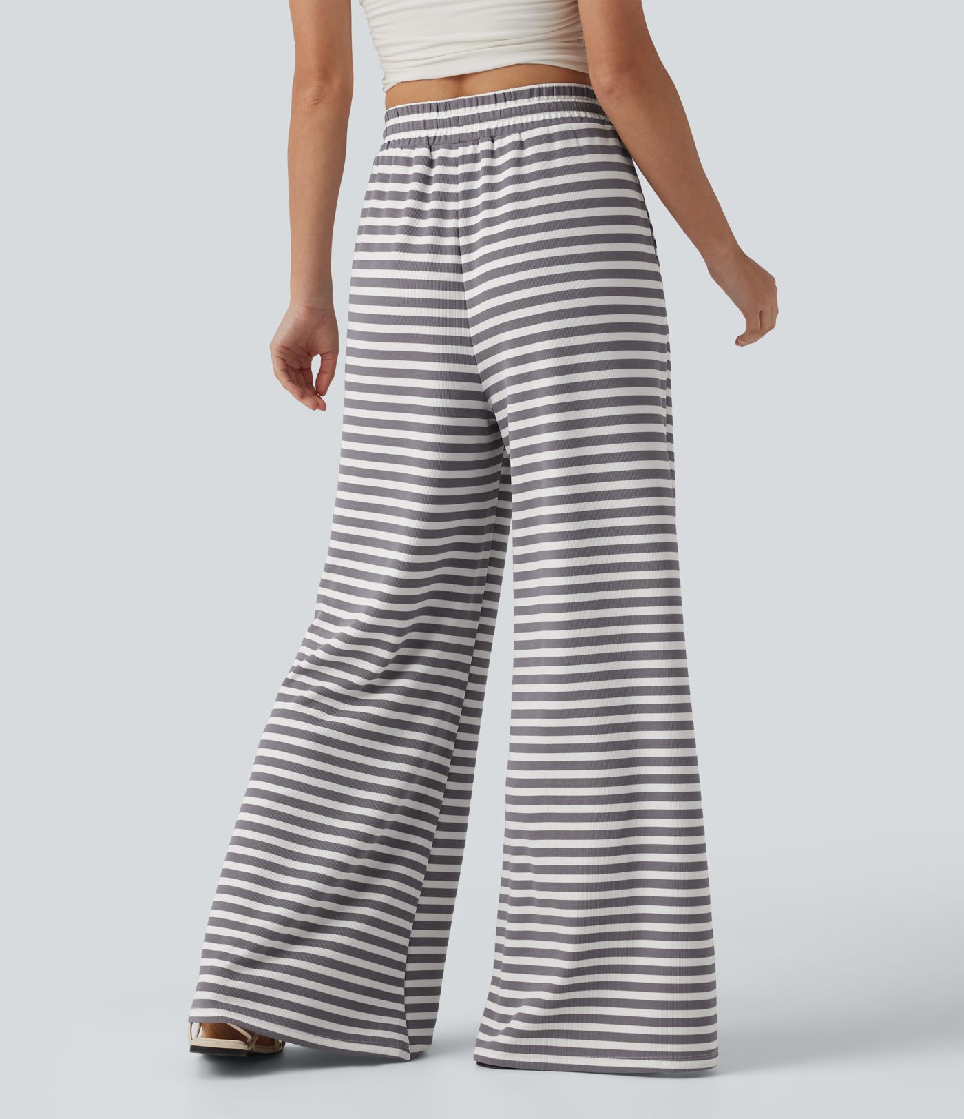 Lässige Hose aus Waffelstoff mit hohem Bund, Seitentaschen, Kordelzug, Streifen und weitem Bein