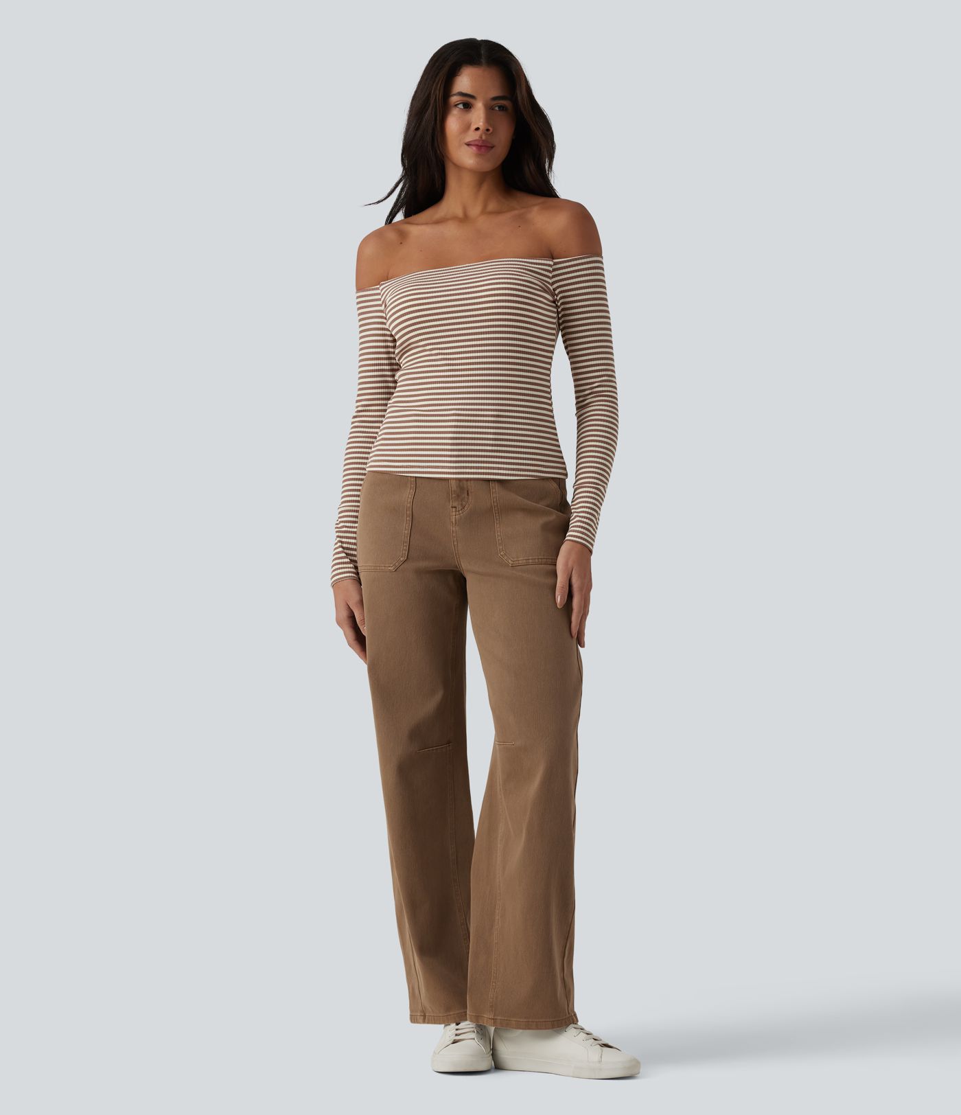 Geripptes Off-Shoulder-Top aus Strick mit langen Ärmeln, Streifen und integriertem BH